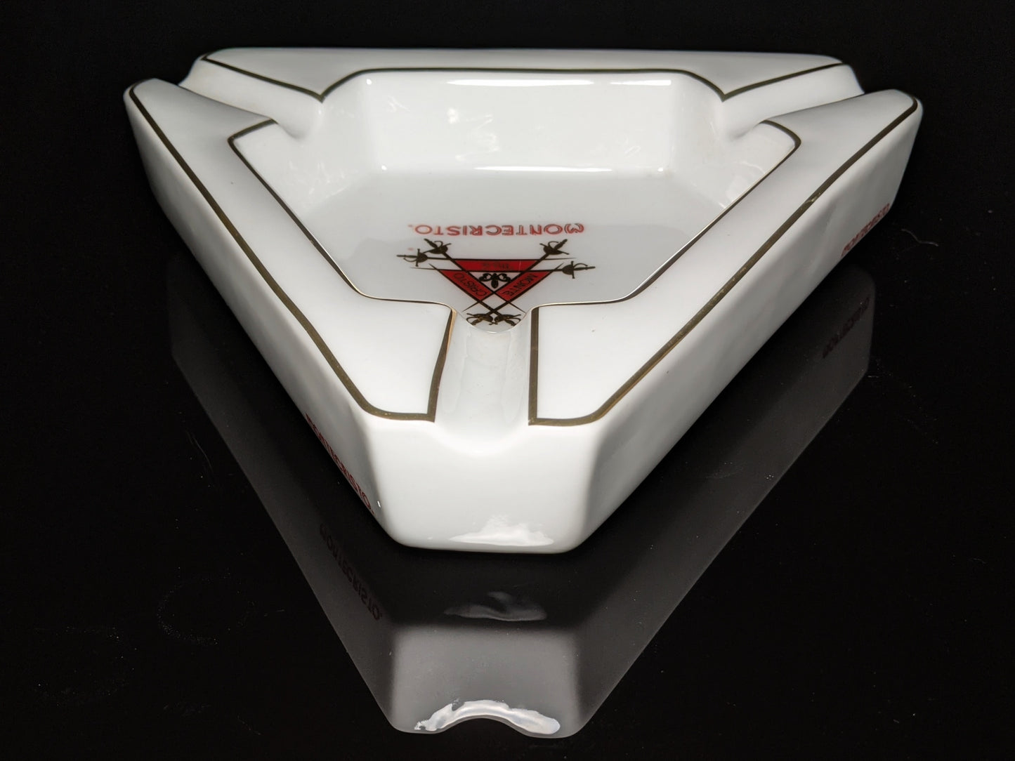 Montecristo Ceramic  Ashtray new without the original box