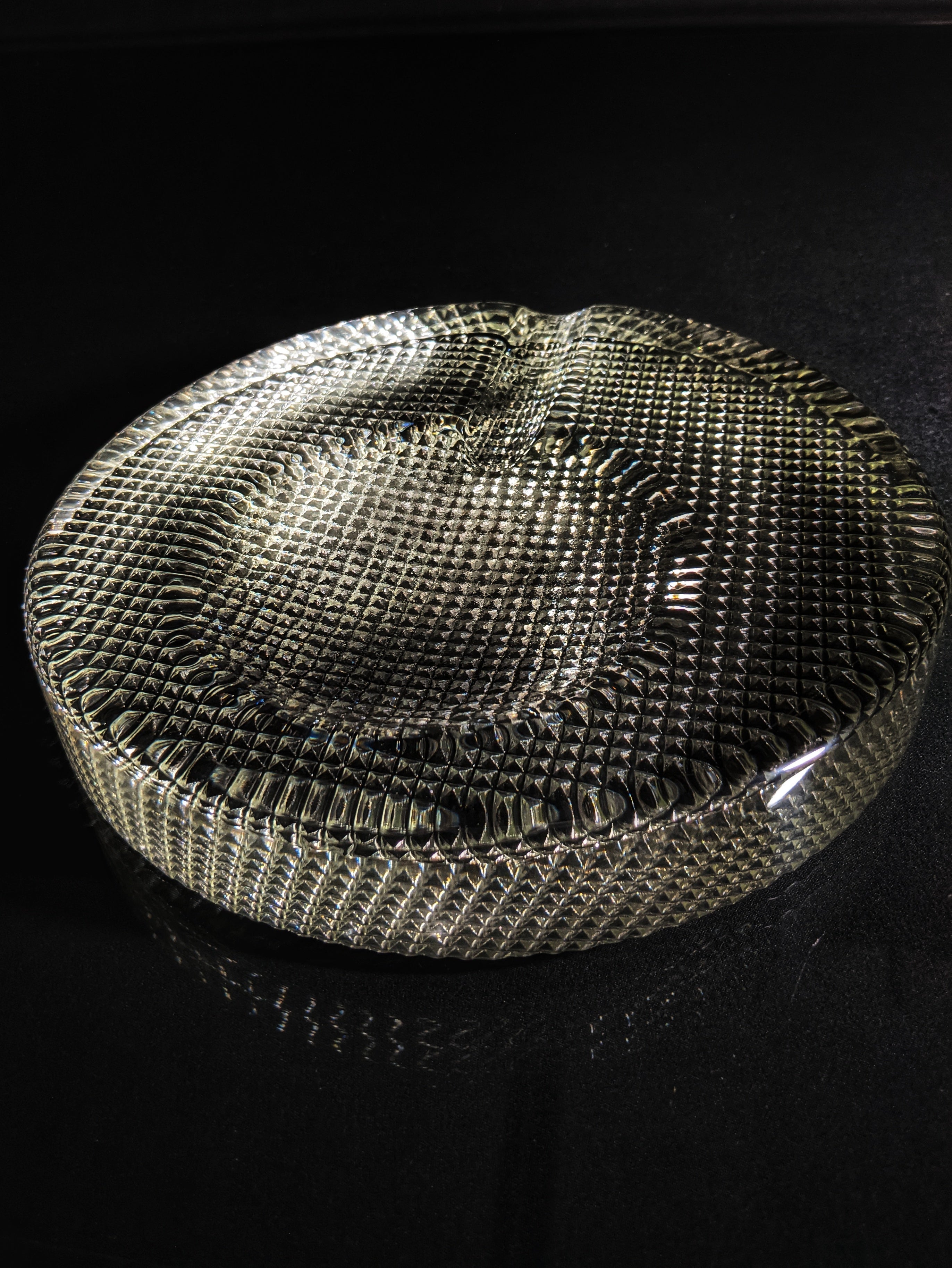 cigar ashtray large round 8.75" Diameter x 1.25"
