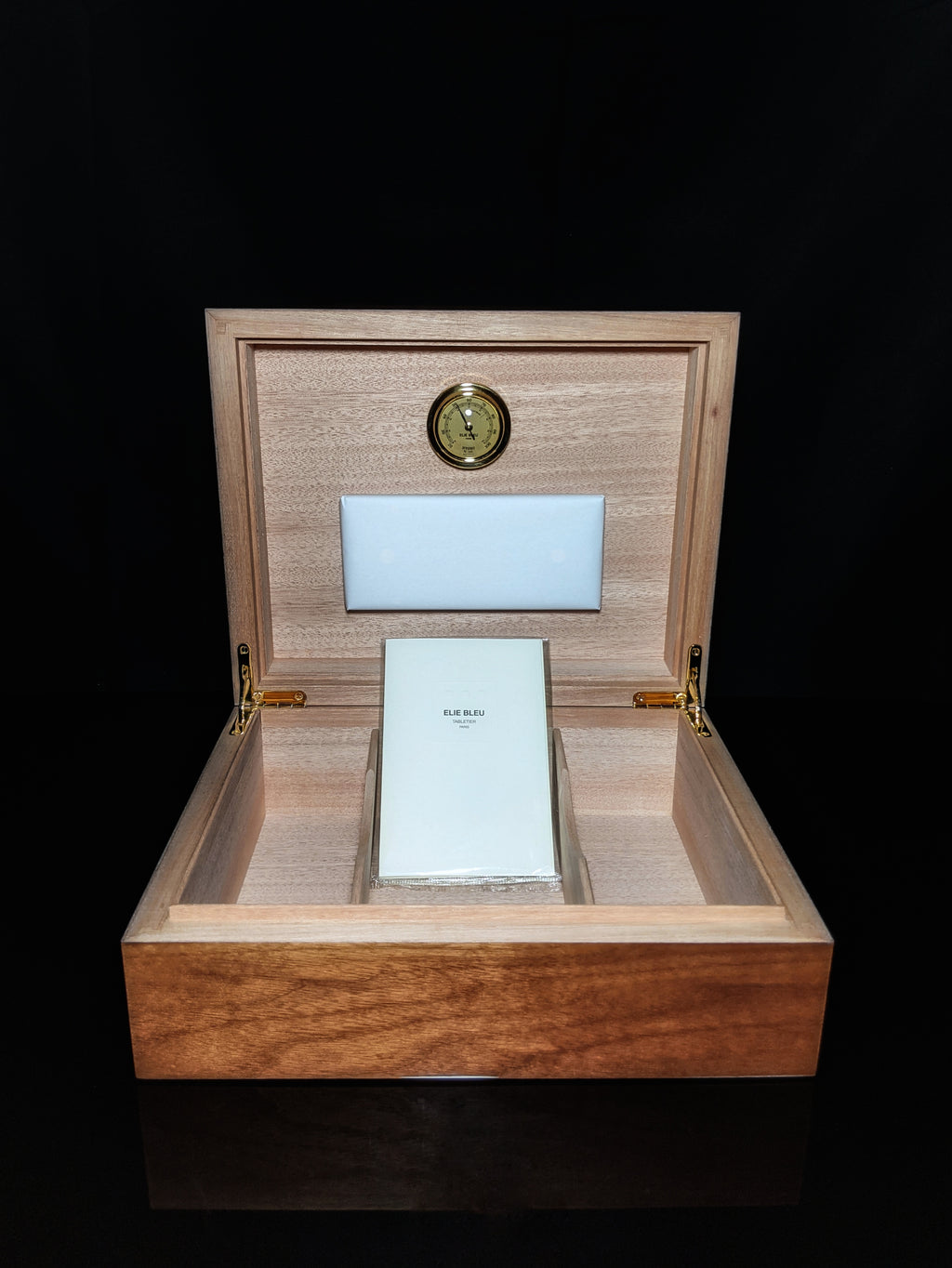 Elie Bleu Walnut Wood Humidor 75 count NIB Made in France
