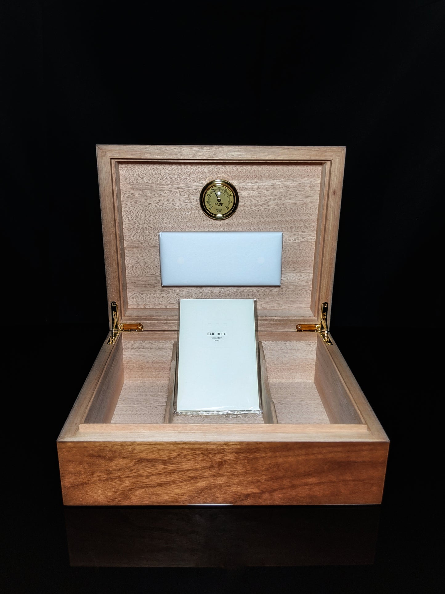 Elie Bleu Walnut Wood Humidor 75 count NIB Made in France