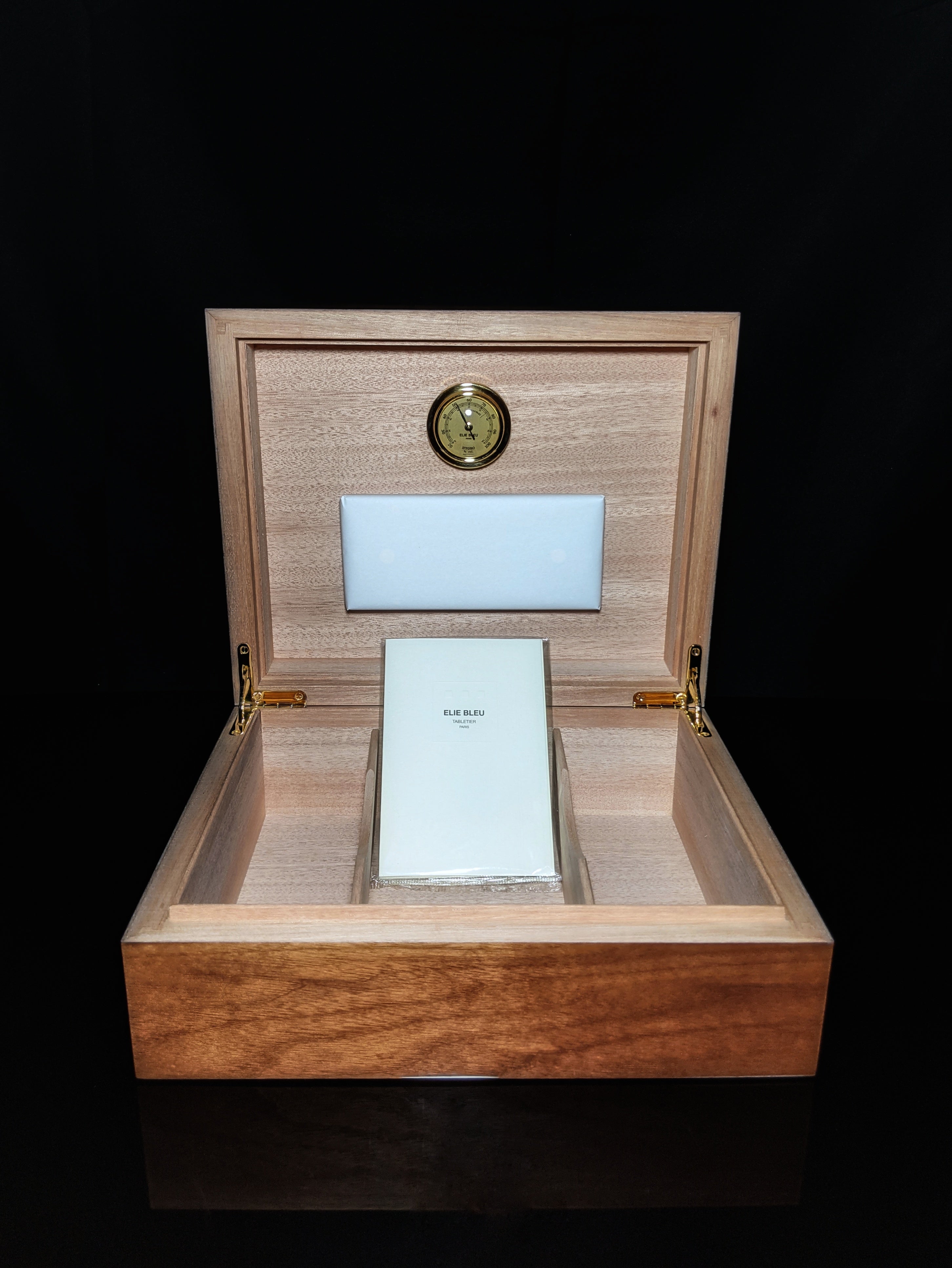 Elie Bleu Walnut Wood Humidor 75 count NIB Made in France