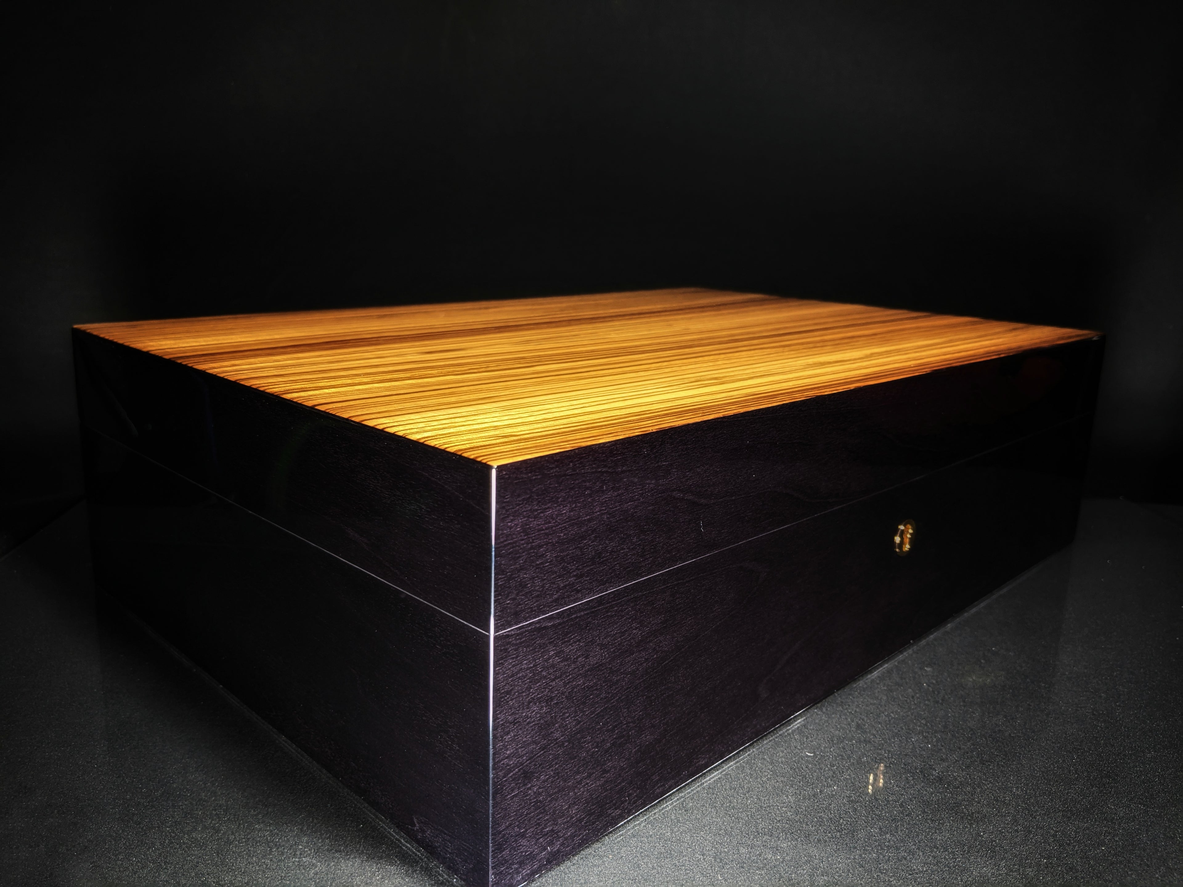Elie Bleu Zebrawood Humidor 110 count