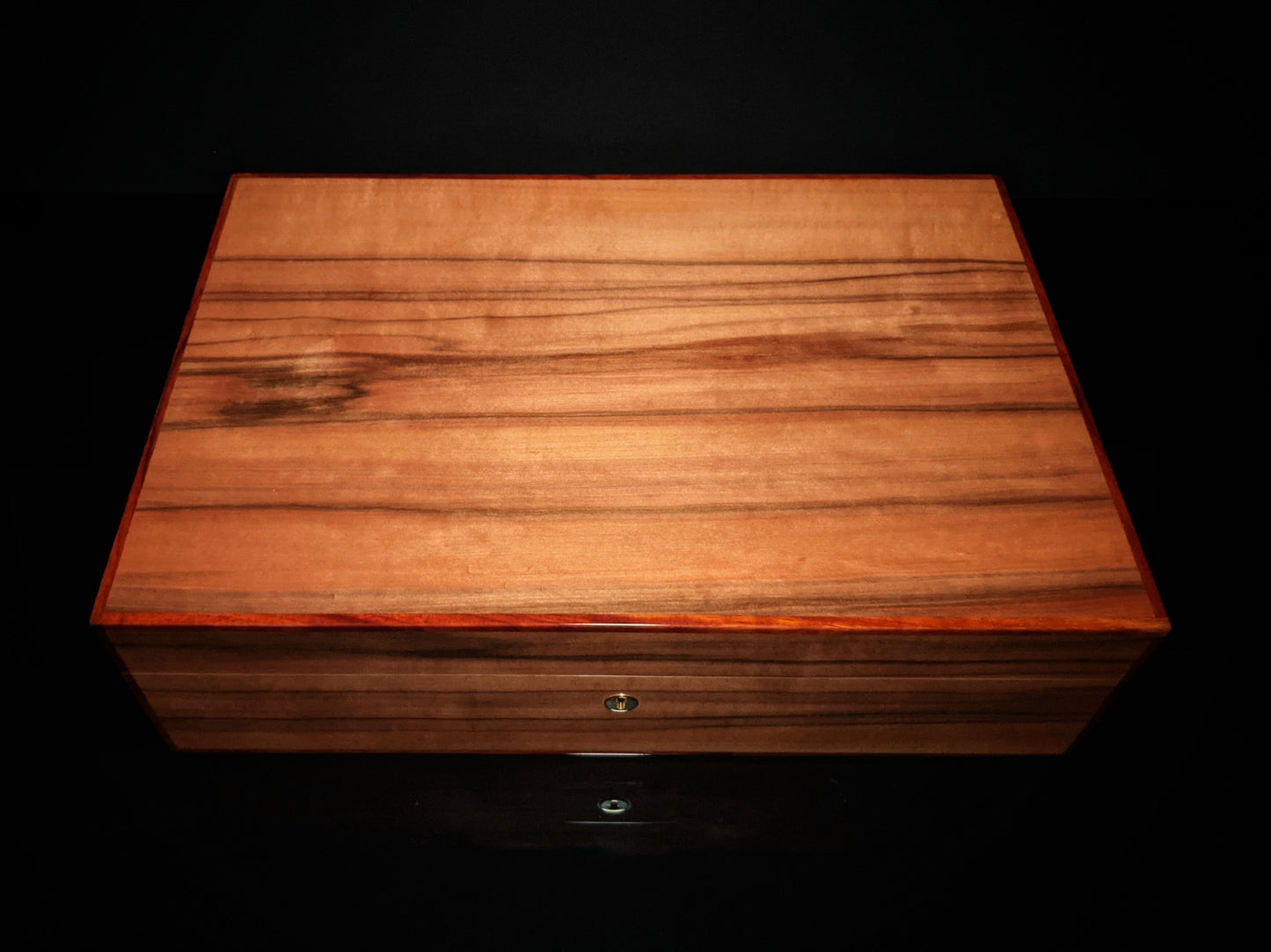 Elie Bleu Tineo Wood Humidor 110 count