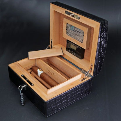 "La Casita de Puros" Humidor - Croco Pattern Black (12/20 Count)