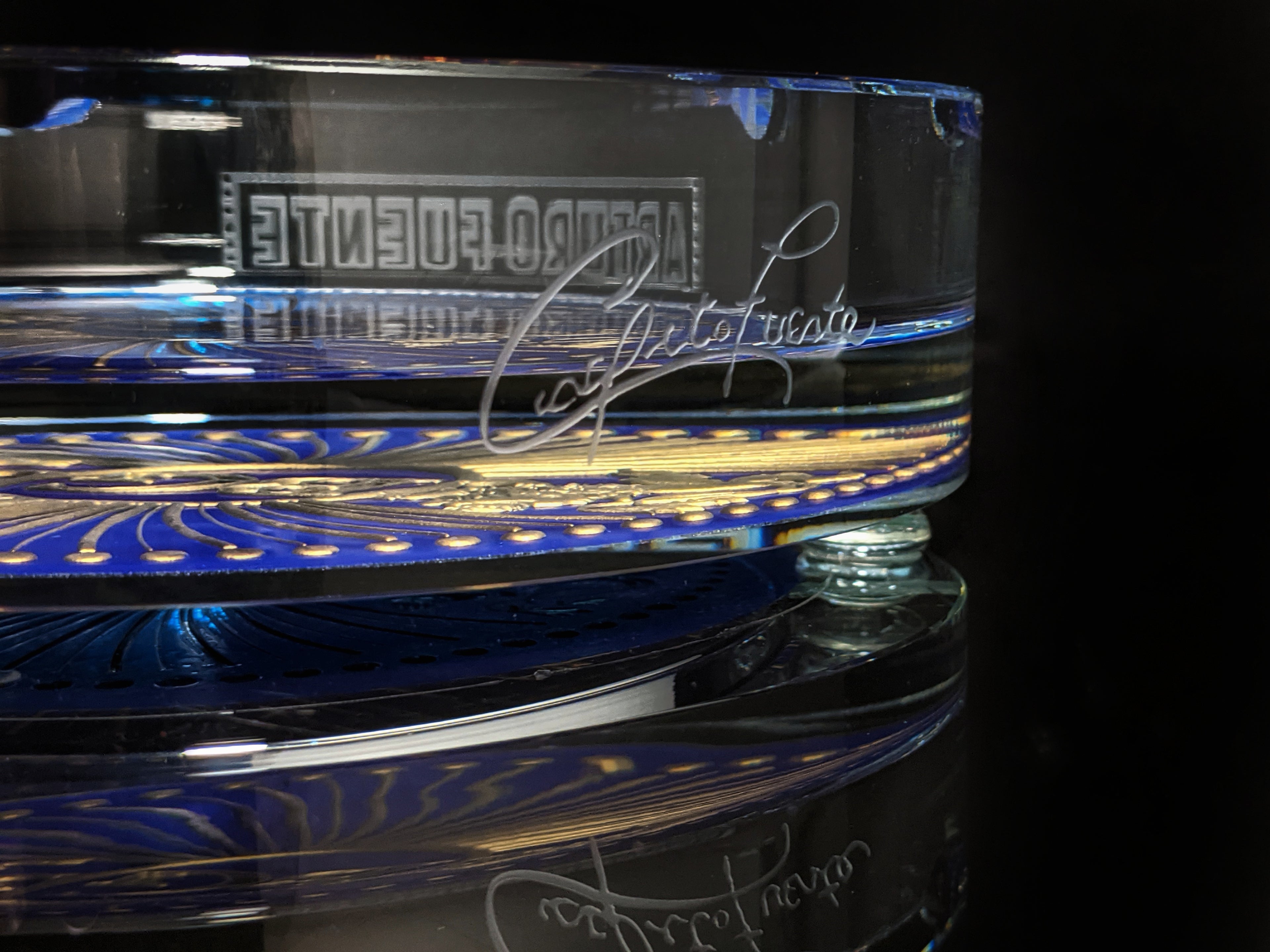 Arturo Fuente custom heavy clear glass ashtray. NIB 7 7/8" Diameter