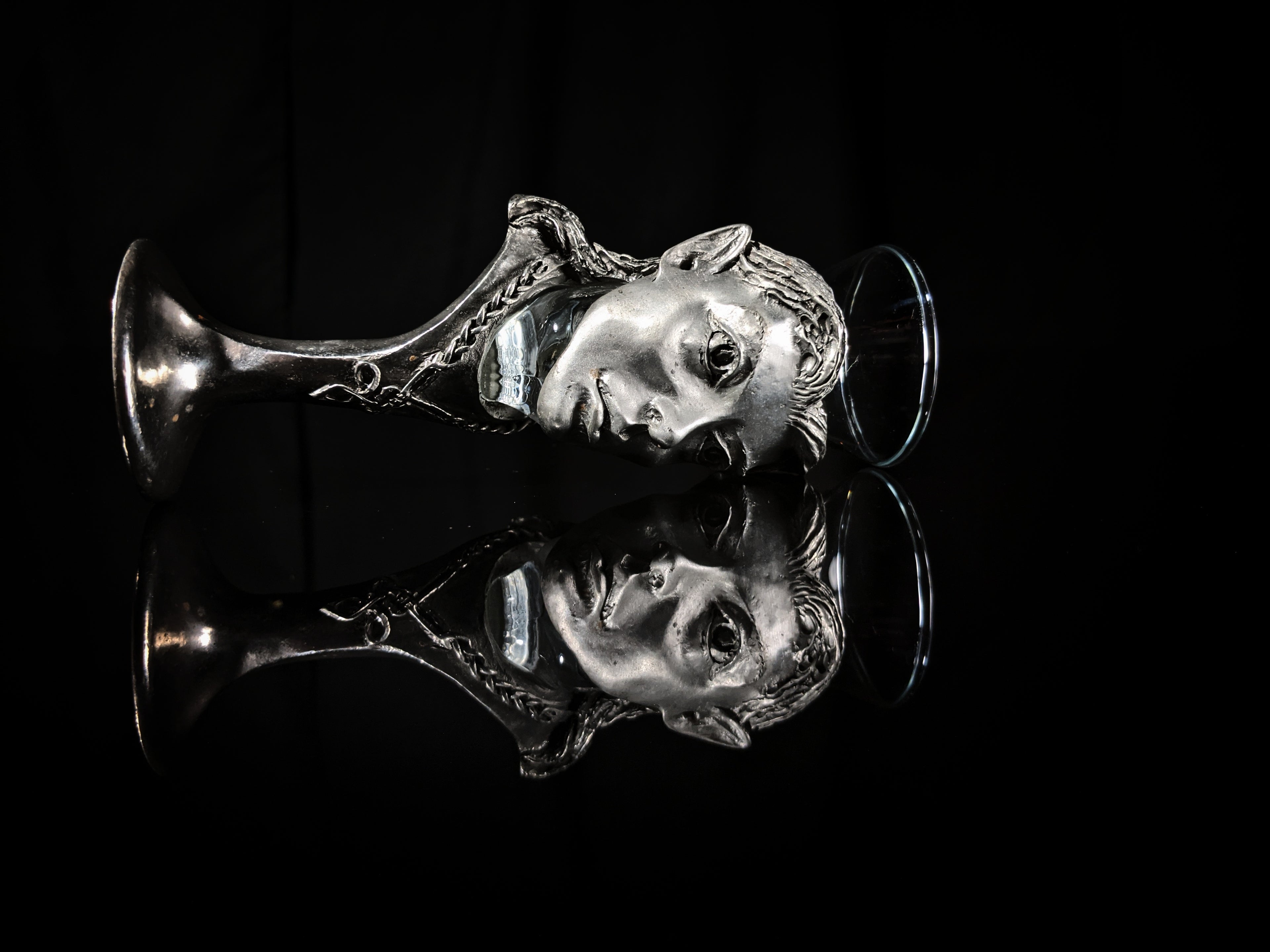 Royal Selangor Lord of the Rings Arwen Shot Glass