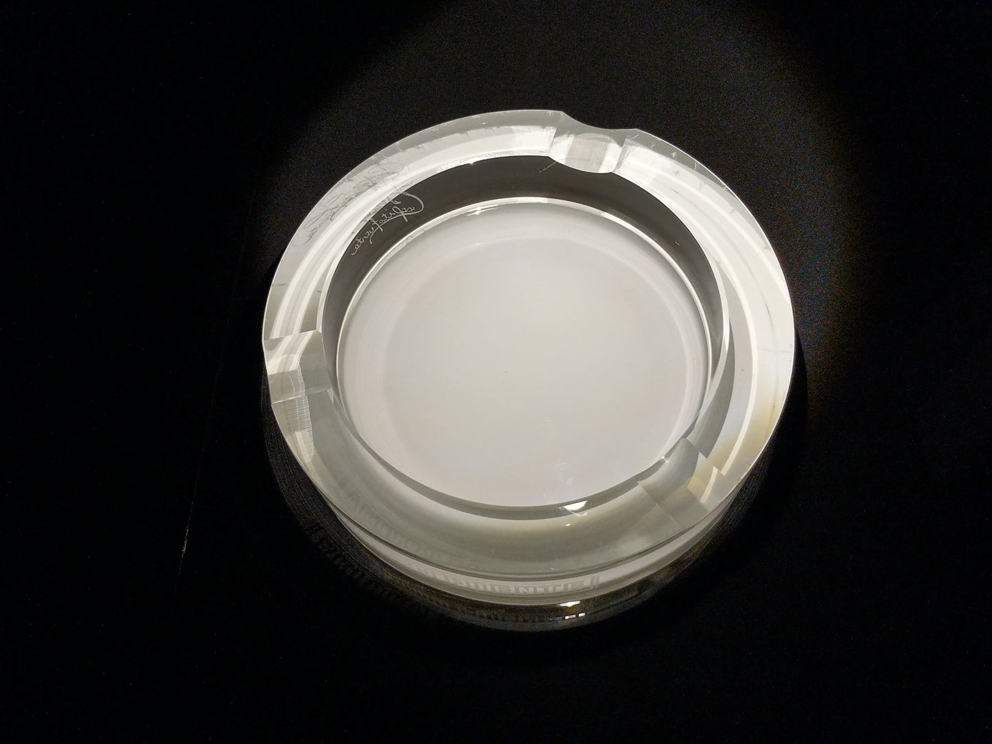 Arturo Fuente custom heavy clear glass ashtray. NIB 7 7/8" Diameter