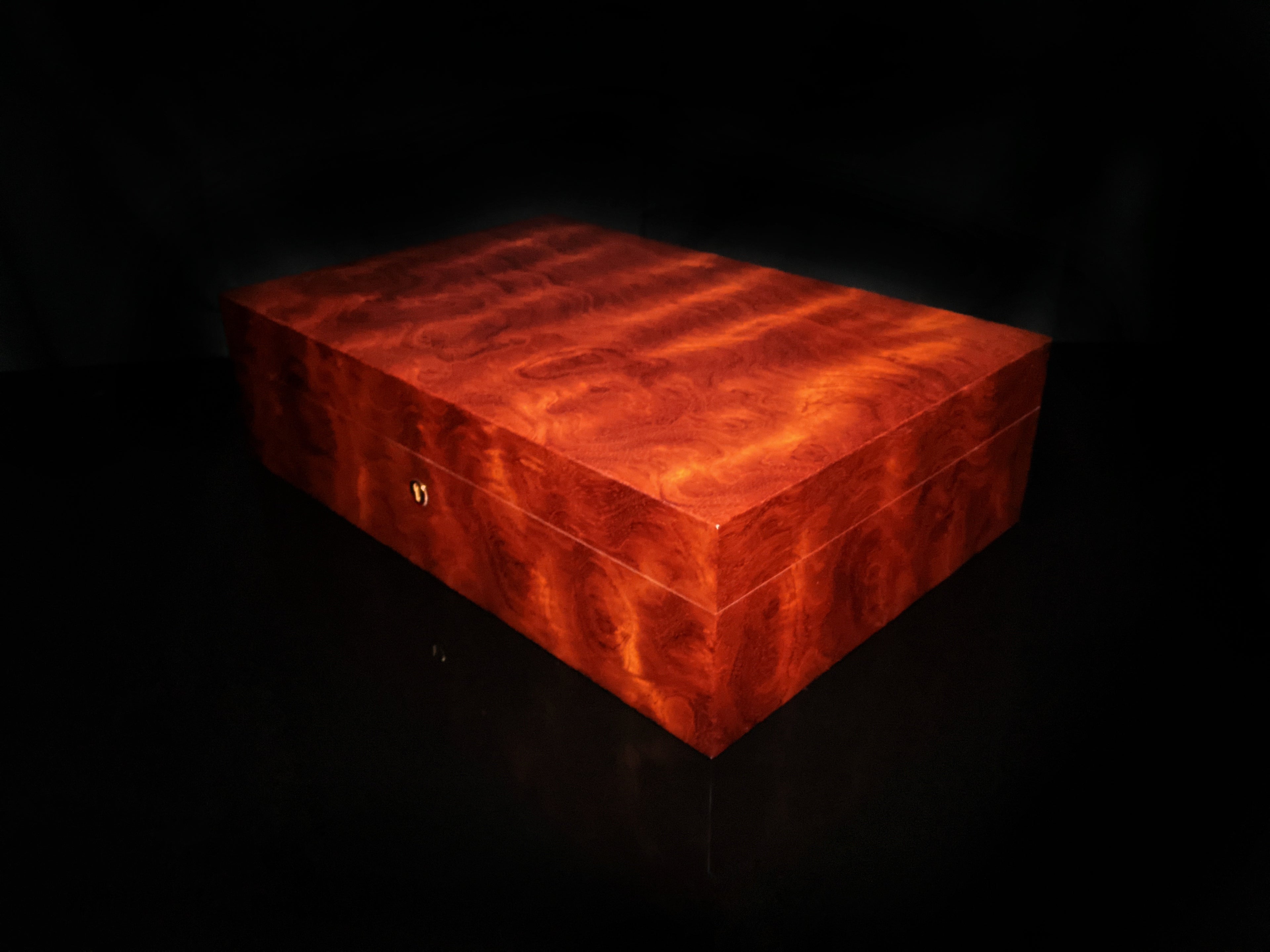 Elie Bleu Bubinga 110 ct humidor