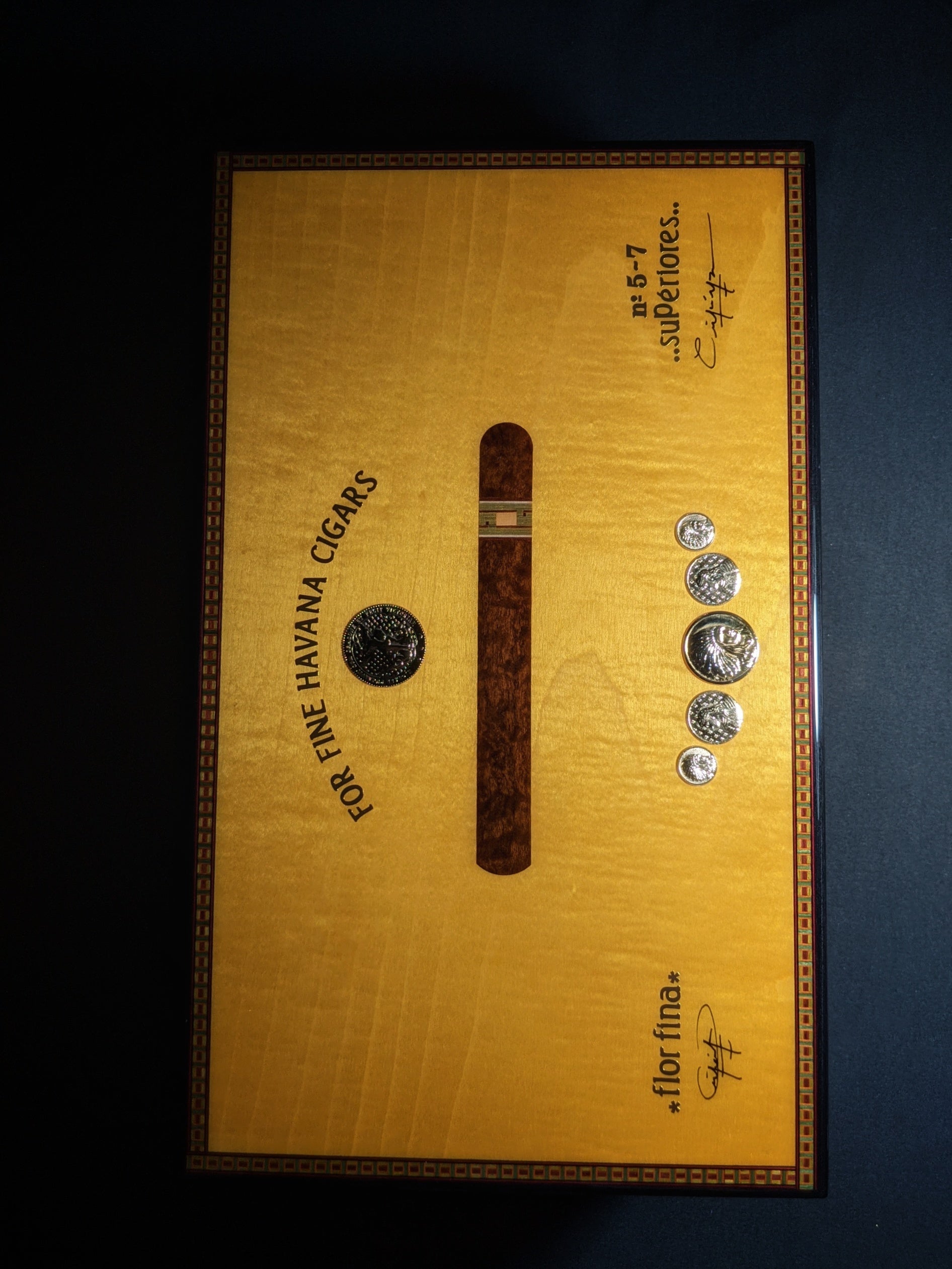 Elie Bleu Medals Yellow Sycamore Humidor 120 count NIB