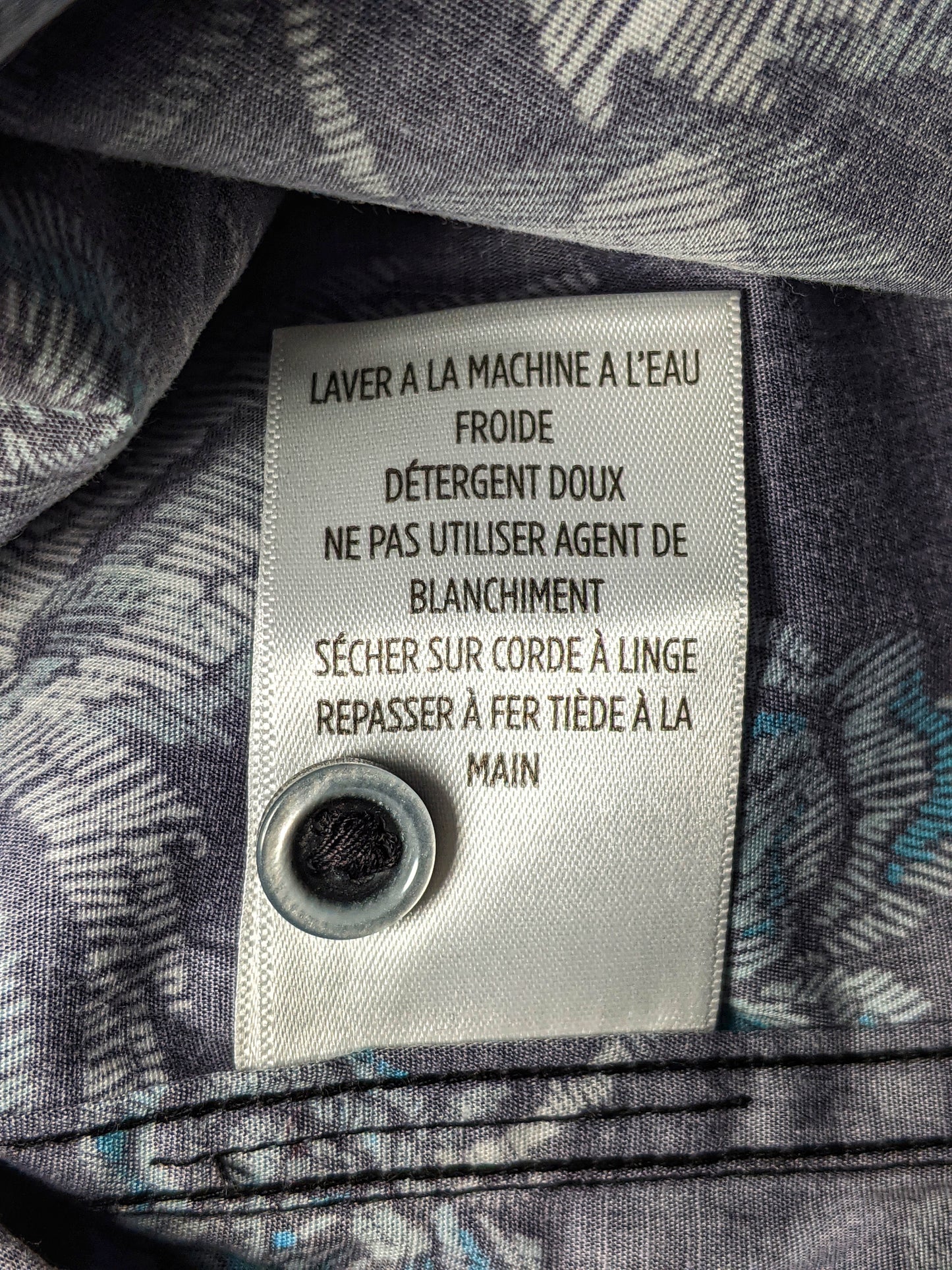 Robert Graham Short Sleeve Colorful Classic Fit Shirt Medium Adult