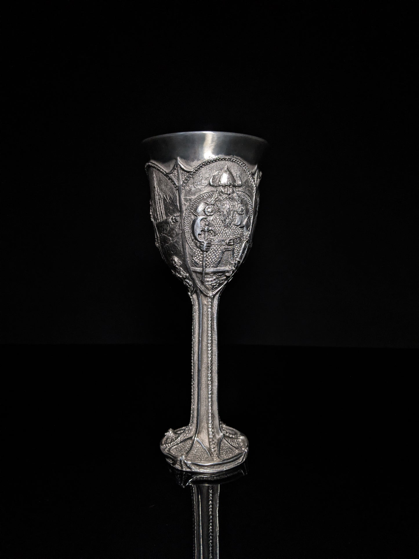 Royal Selangor Lord of the Rings Pewter Goblet " The Ring" Model 272509