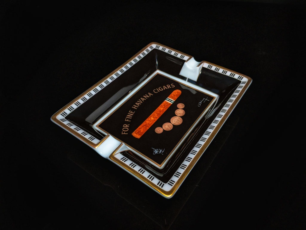 Elie Bleu Medal Black Cigar Ashtray