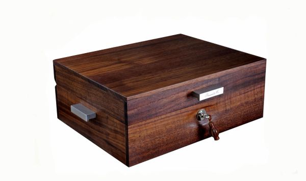 Brizard and co. The "Organic Contempo" Cigar Humidor - Figured Walnut (30/40 Count)
