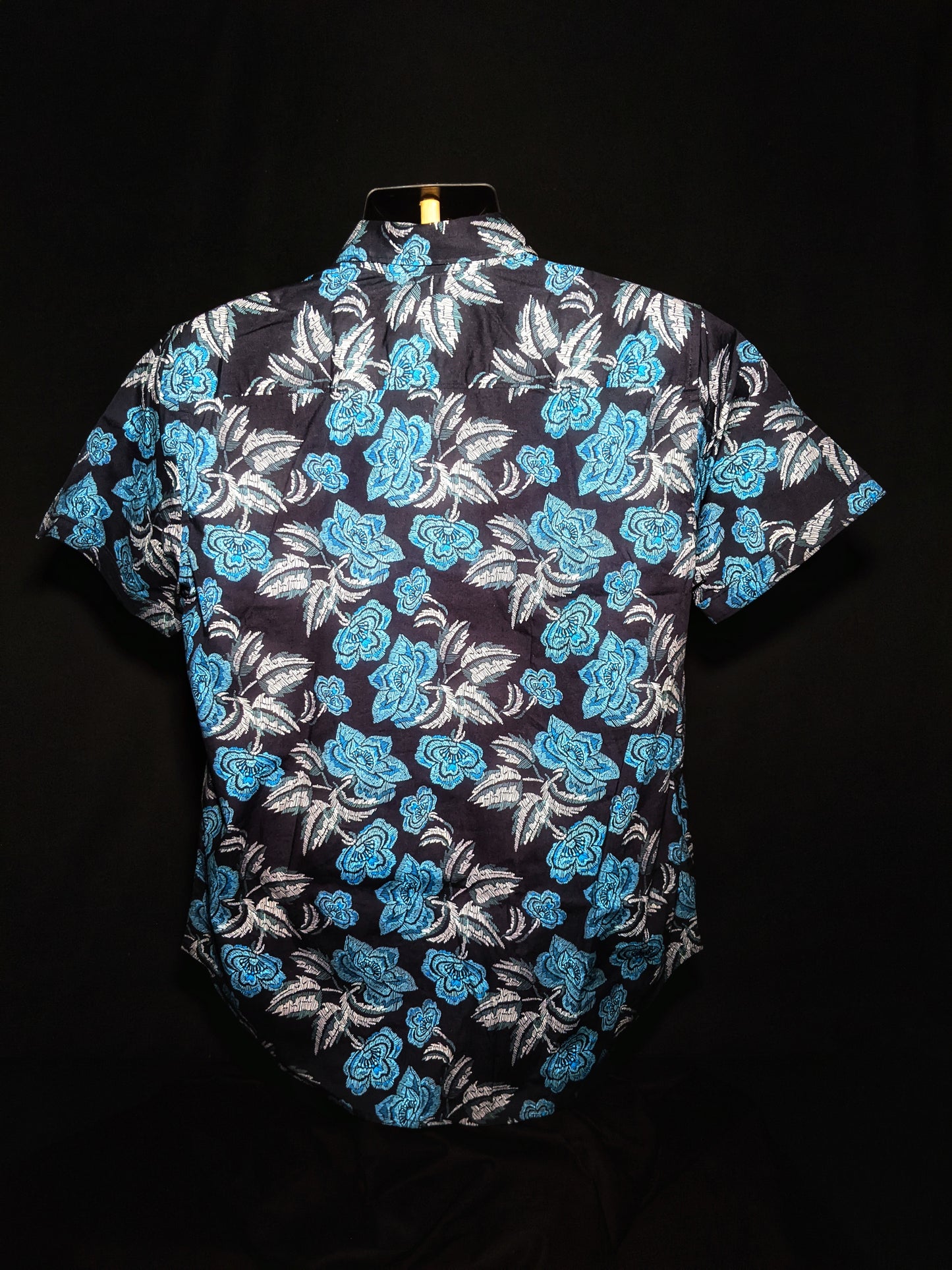 Robert Graham Short Sleeve Colorful Classic Fit Shirt Medium Adult