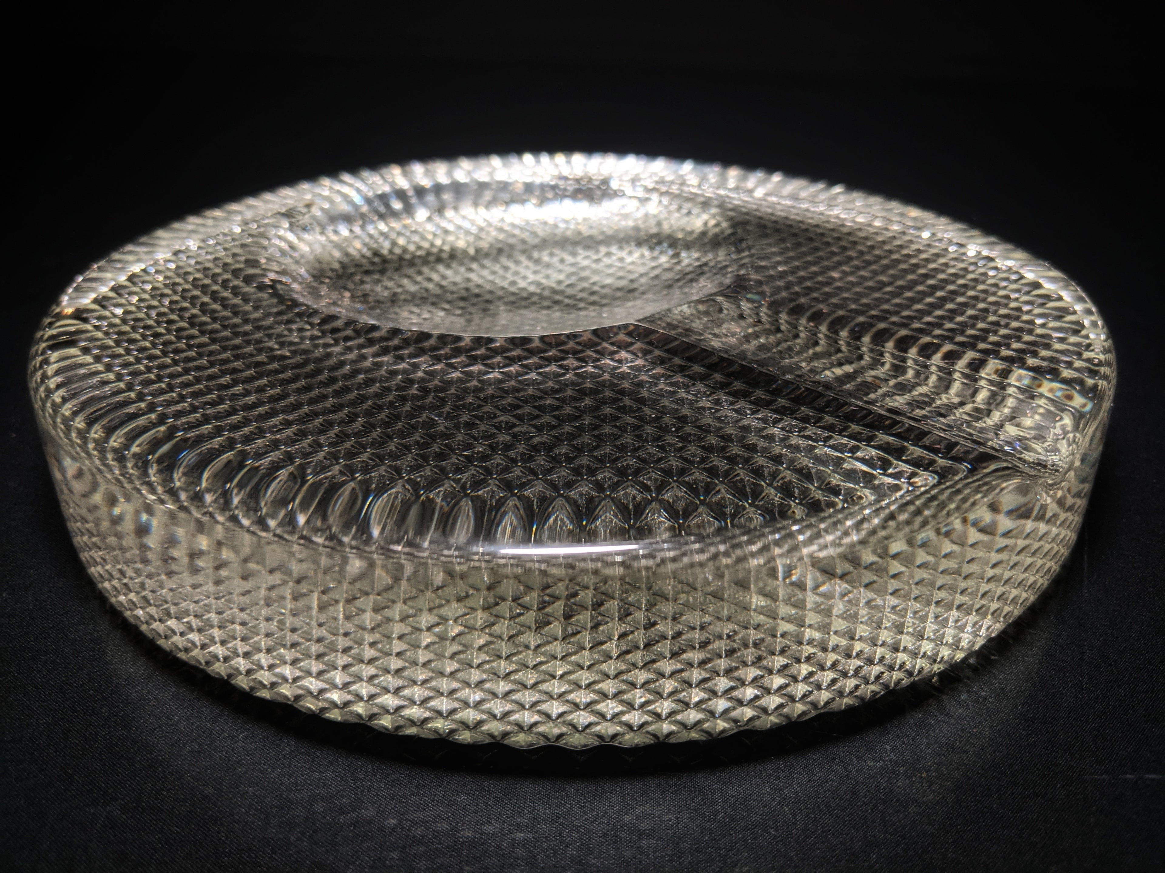 cigar ashtray large round 8.75" Diameter x 1.25"