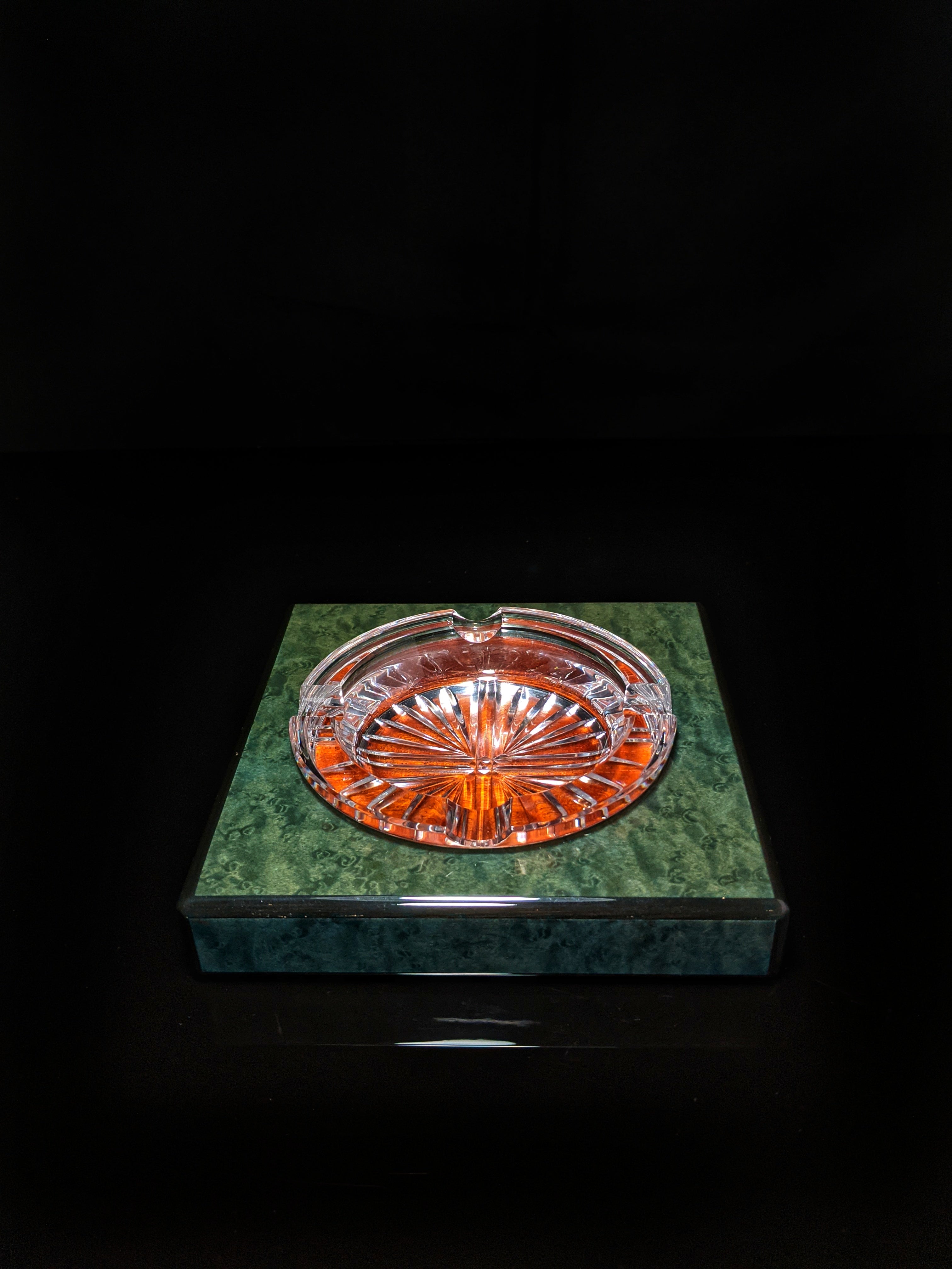 green burl wood ashtray new in the box