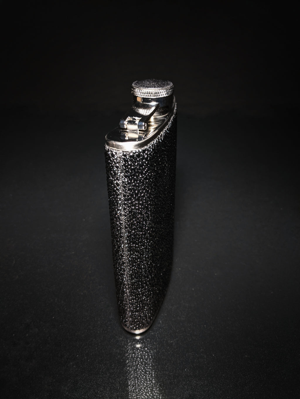 Brizard and Co. The 8 oz Flask - Stingray