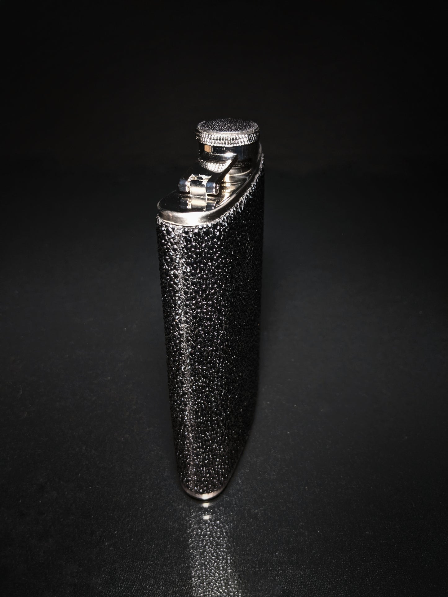 Brizard and Co. The 8 oz Flask - Stingray