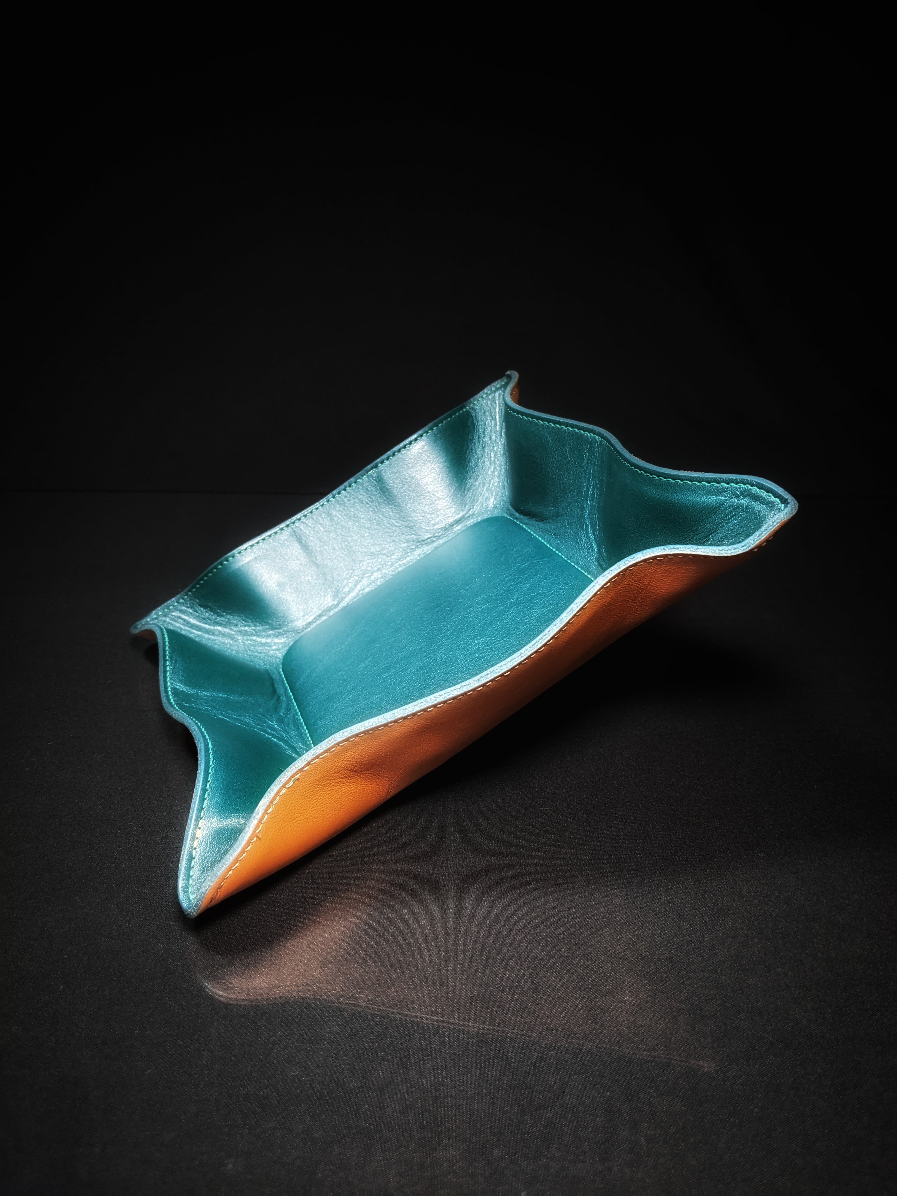 Brizard and Co Augusta Green Leather Valet Tray