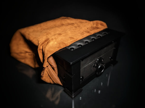 Brizard and Co. - The "Chesterfield" Humidor - 60/70 Count (Black) NIB USA