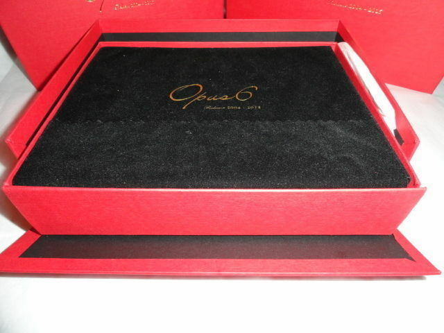Fuente Forbidden  Opus X Ltd Black Lacquer traveler