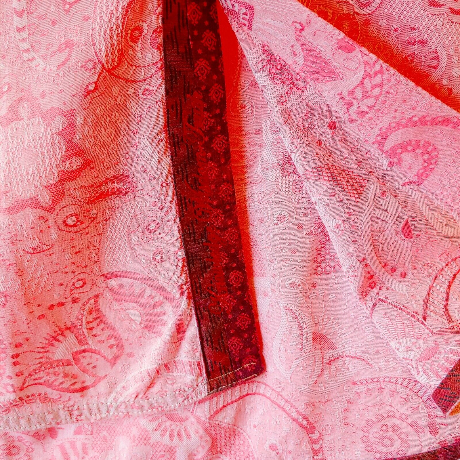 Robert Graham Short Sleeve Pink Floral Printed Sport Shirt Classic Fit - Medium