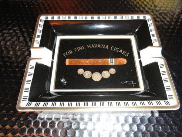 Elie Bleu Porcelain Ashtray "Medals" Black