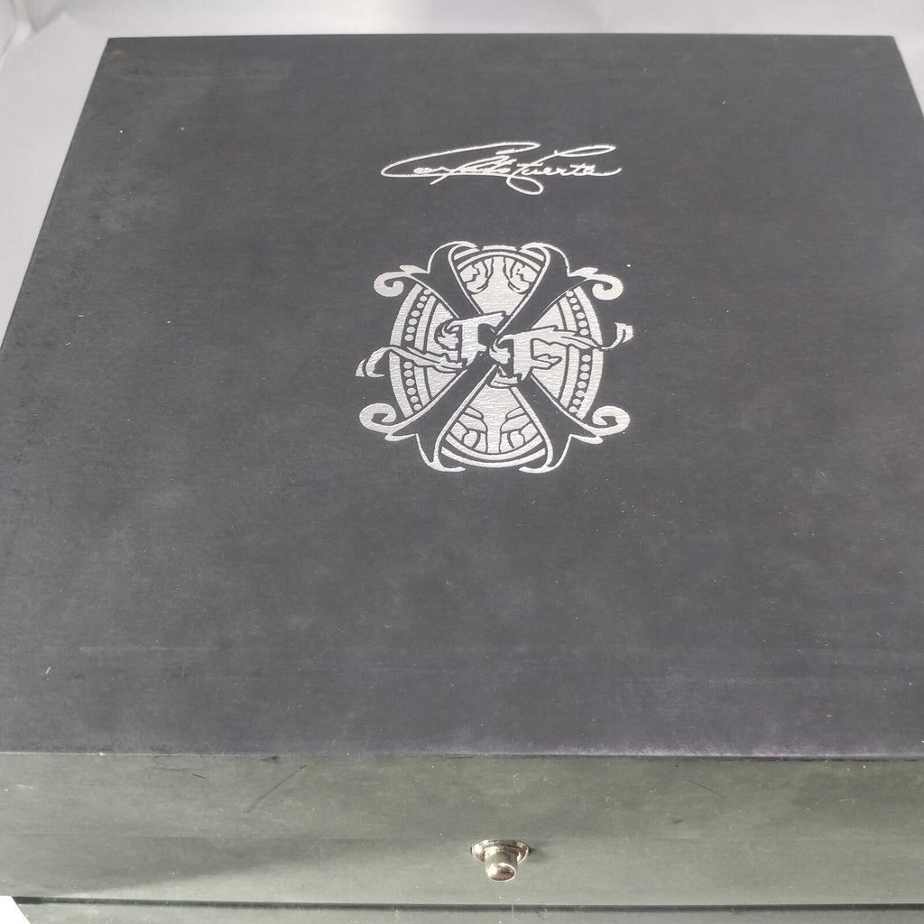 S.T. Dupont Fuente Fuente Opus X Table Lighter