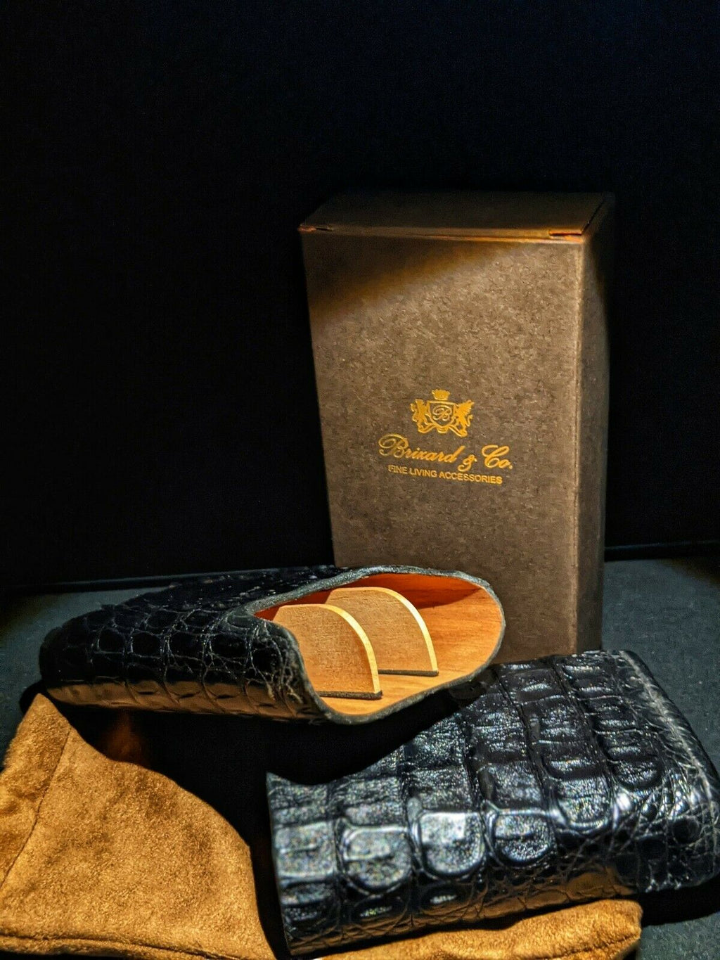 Brizard & Co. | The "Show Band" 3 Cigar Case - Black Caiman Crocodile