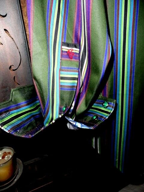 Robert Graham Bold Multi-Stripe Long Sleeve Shirt Size Medium