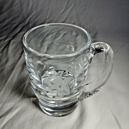 KOSTA BODA ART GLASS CRYSTAL MUG VICKE LINDSTRAND ETCHED 1971