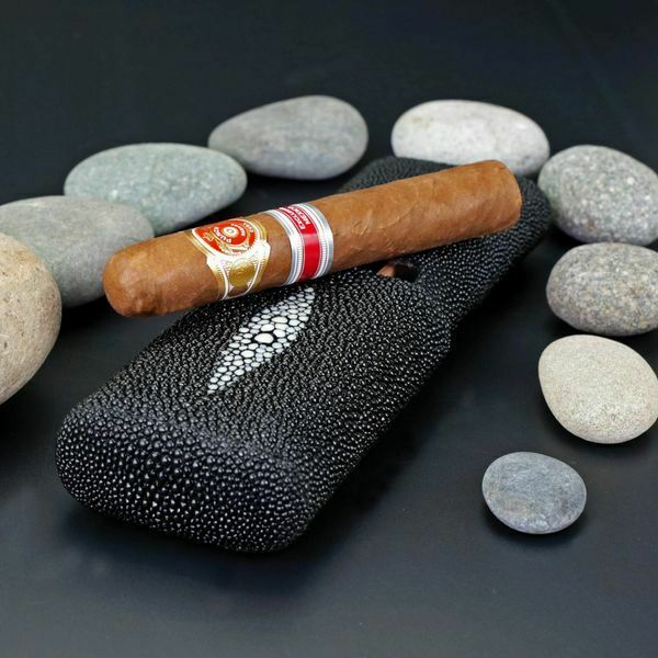 Brizard  "Show Band" 3 Cigar Case, Cutter and Lighter Combo - Stingray Black USA