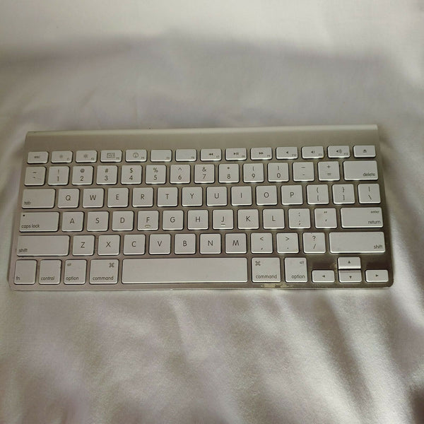 Apple - Magic Keyboard - Silver