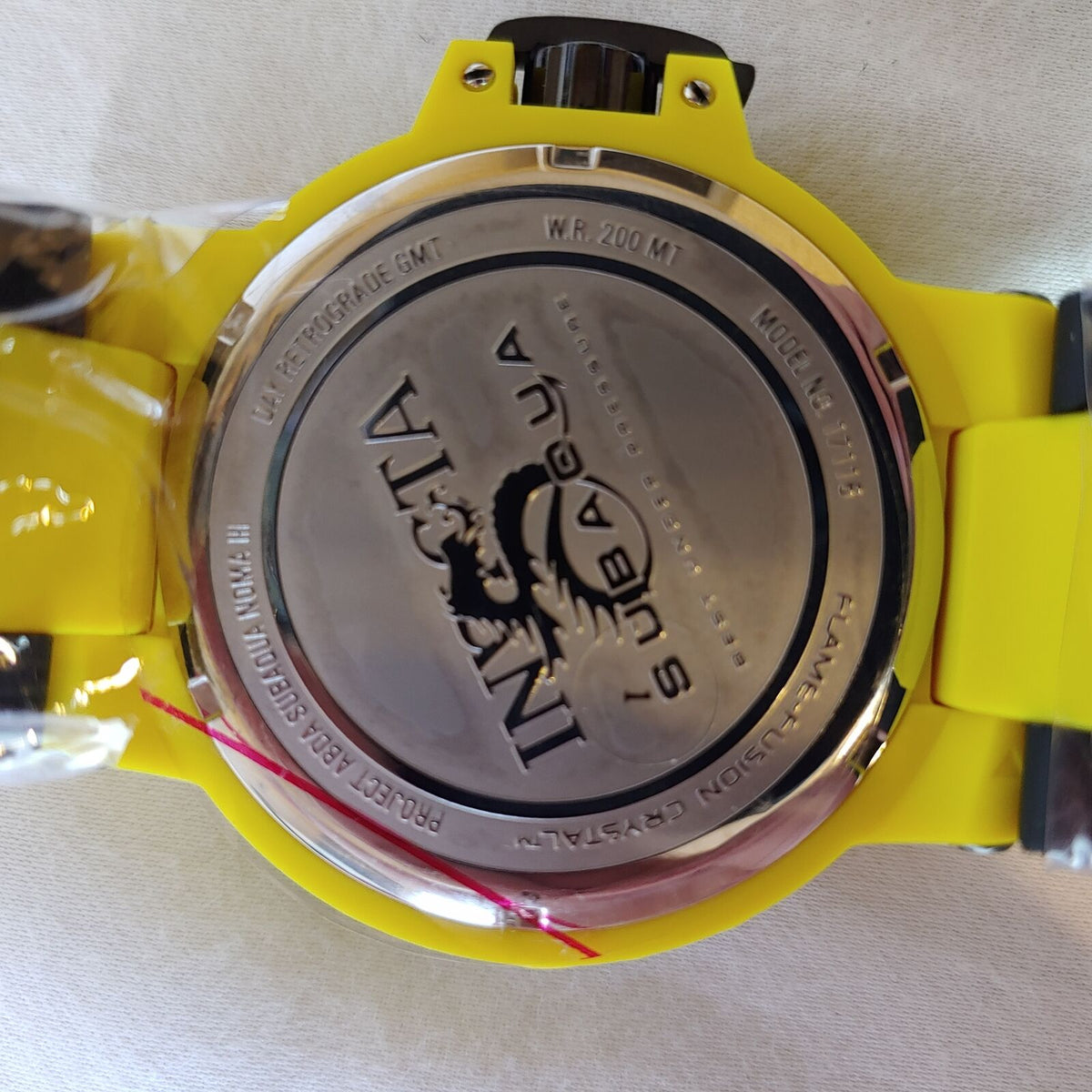 INVICTA SUBAQUA NOMA III MENS QUARTZ 50MM YELLOW CASE STAINLESS STEEL