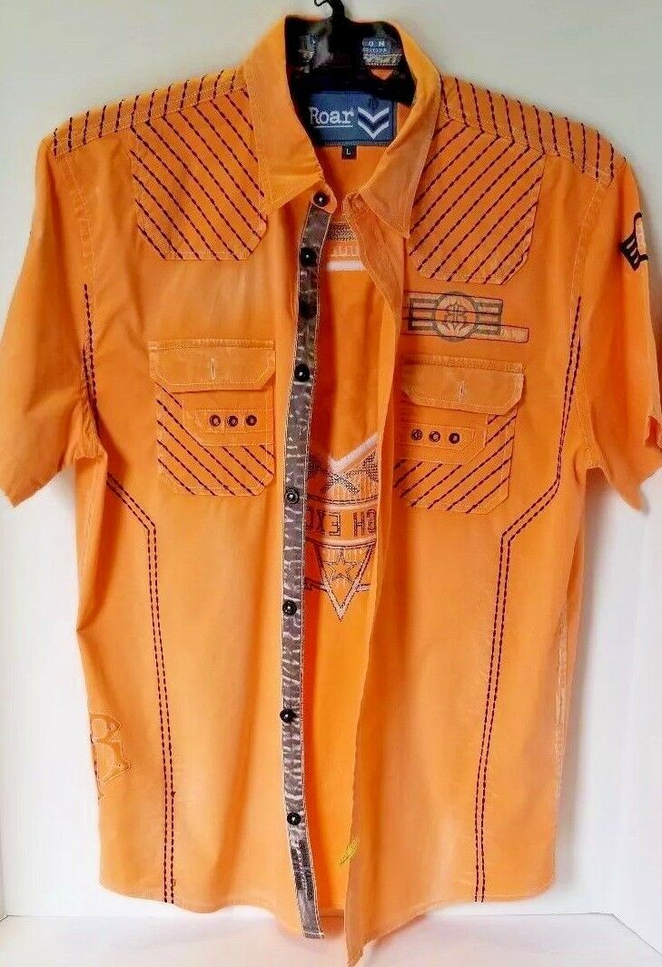 Roar Orange Short Sleeve Shirt sized Large