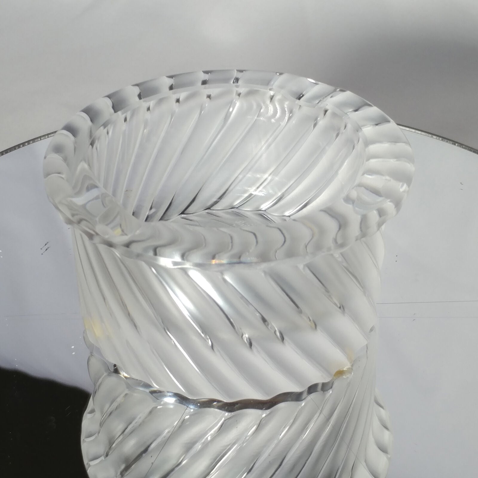 LALIQUE | Smyrne Crystal Ashtray