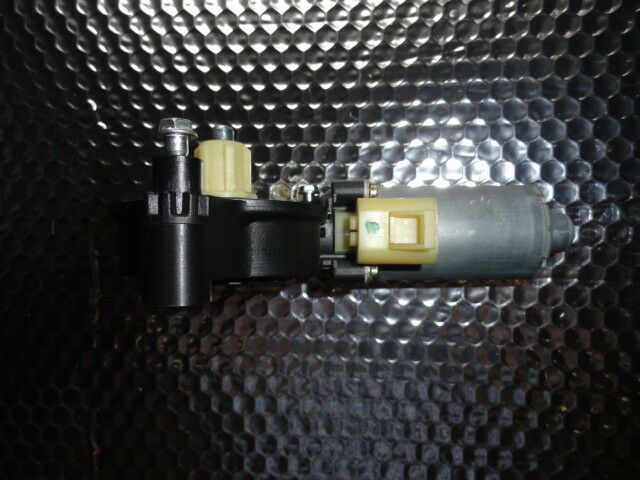 2003-2009 HUMMER H2 Passenger Front Window Motor  OEM