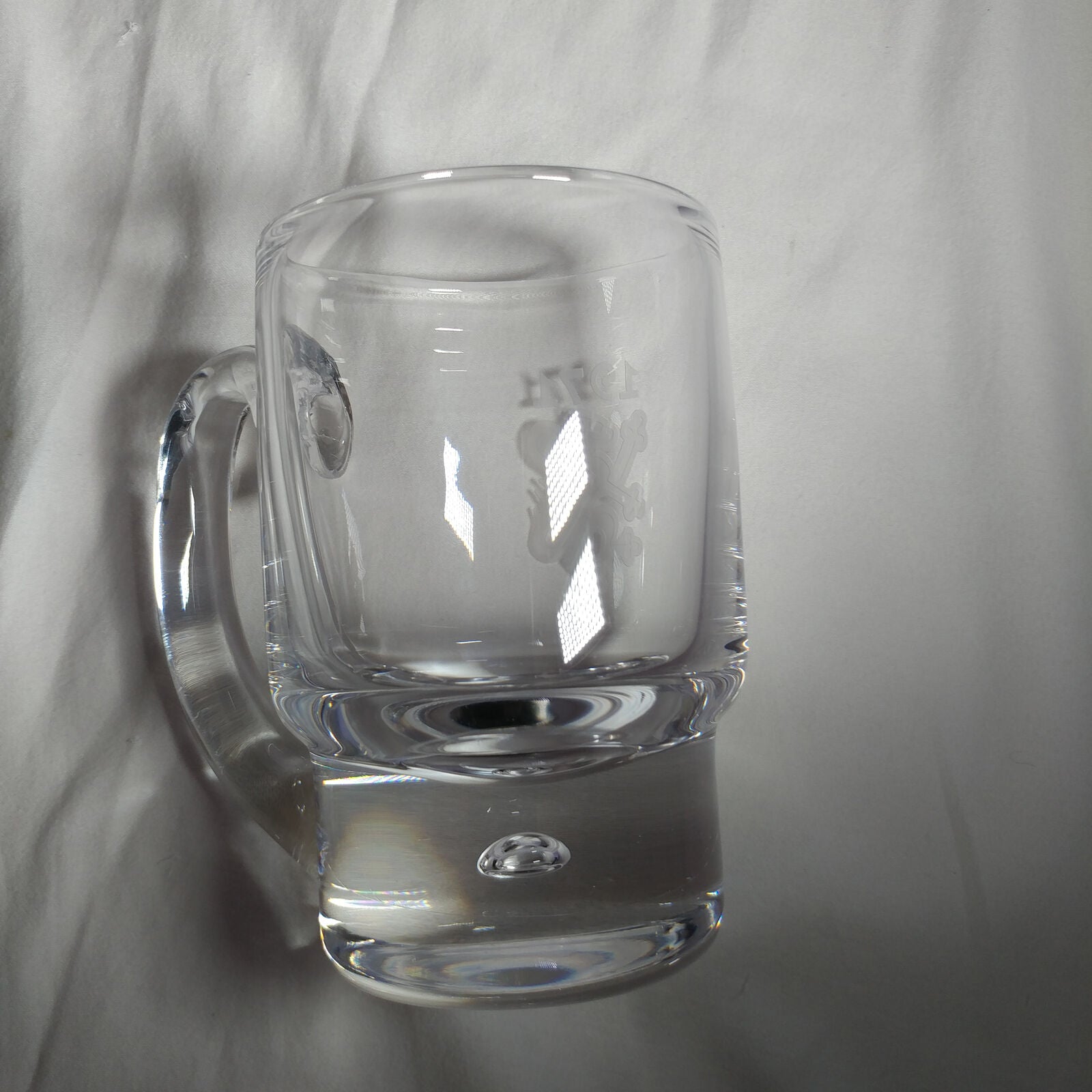 KOSTA BODA ART GLASS CRYSTAL MUG VICKE LINDSTRAND ETCHED 1971