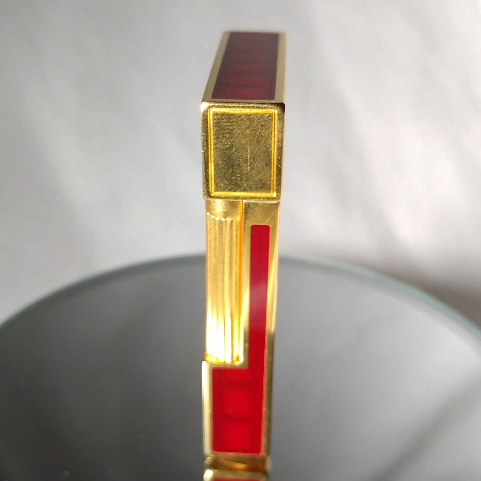 S.T. Dupont Gatsby Vertigo Laque de Chine Gold Plated Lighter