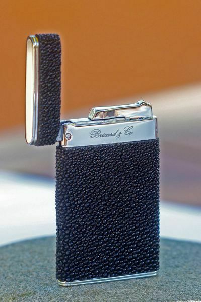 Brizard and Co. - The "Sottile" Lighter - Stingray