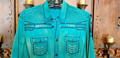 Roar Teal Signature Long  Sleeve Button Up Shirt Size Medium