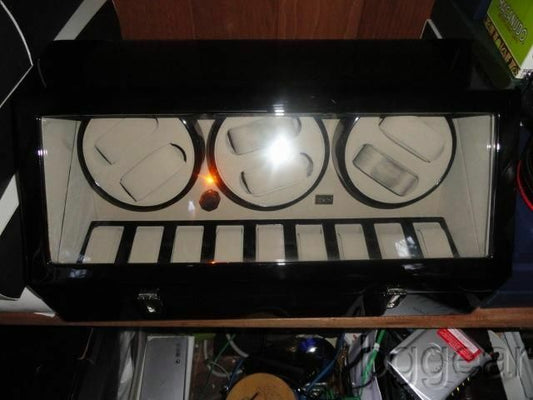 Mozart Black Piano Watch Winder preowned in good condition