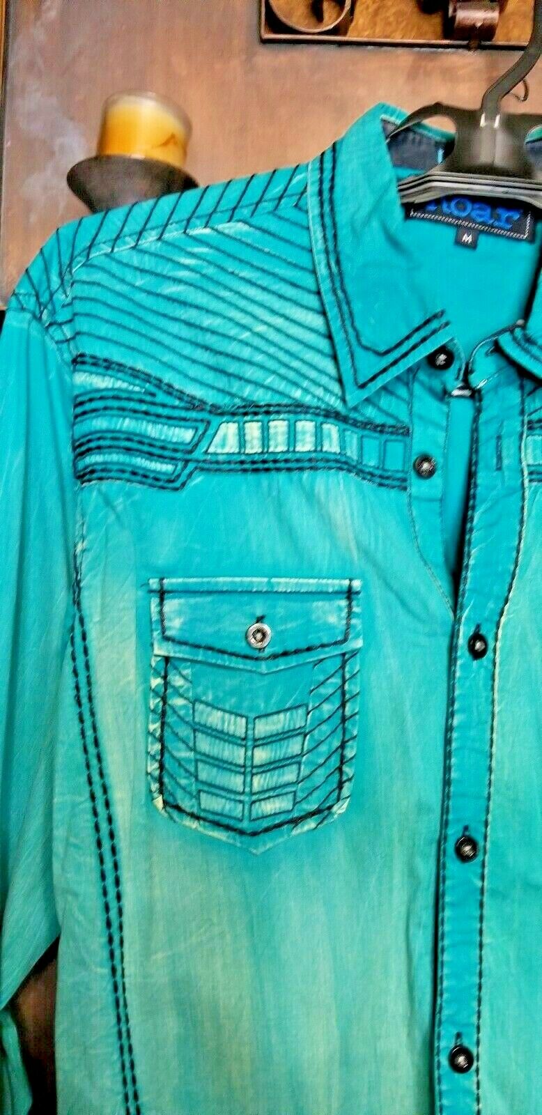 Roar Teal Signature Long  Sleeve Button Up Shirt Size Medium