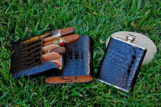 Brizard and Co The "Show Band" Travel Humidor & Flask - Croco Pattern Black