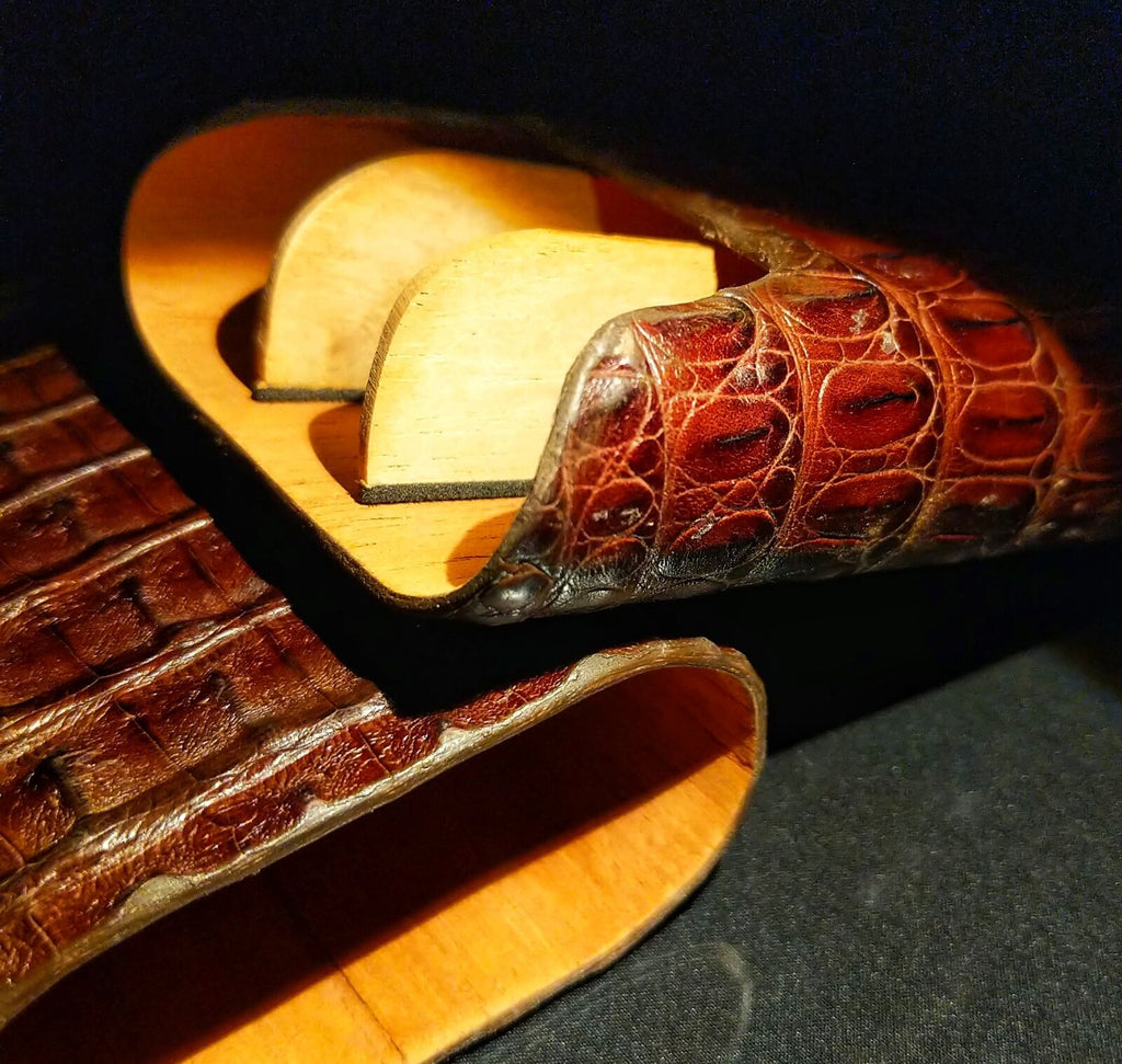 Brizard and Co Brown Caiman Alligator Case , Cutter & Lighter.  NIB Made in USA