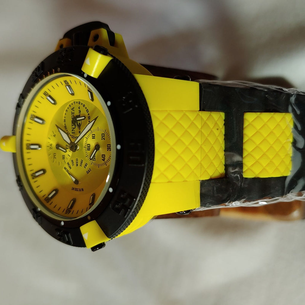 INVICTA SUBAQUA NOMA III MENS QUARTZ 50MM YELLOW CASE STAINLESS STEEL