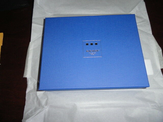 Elie Bleu Casa Collection Porcelain Ashtray with Gold Plated rests