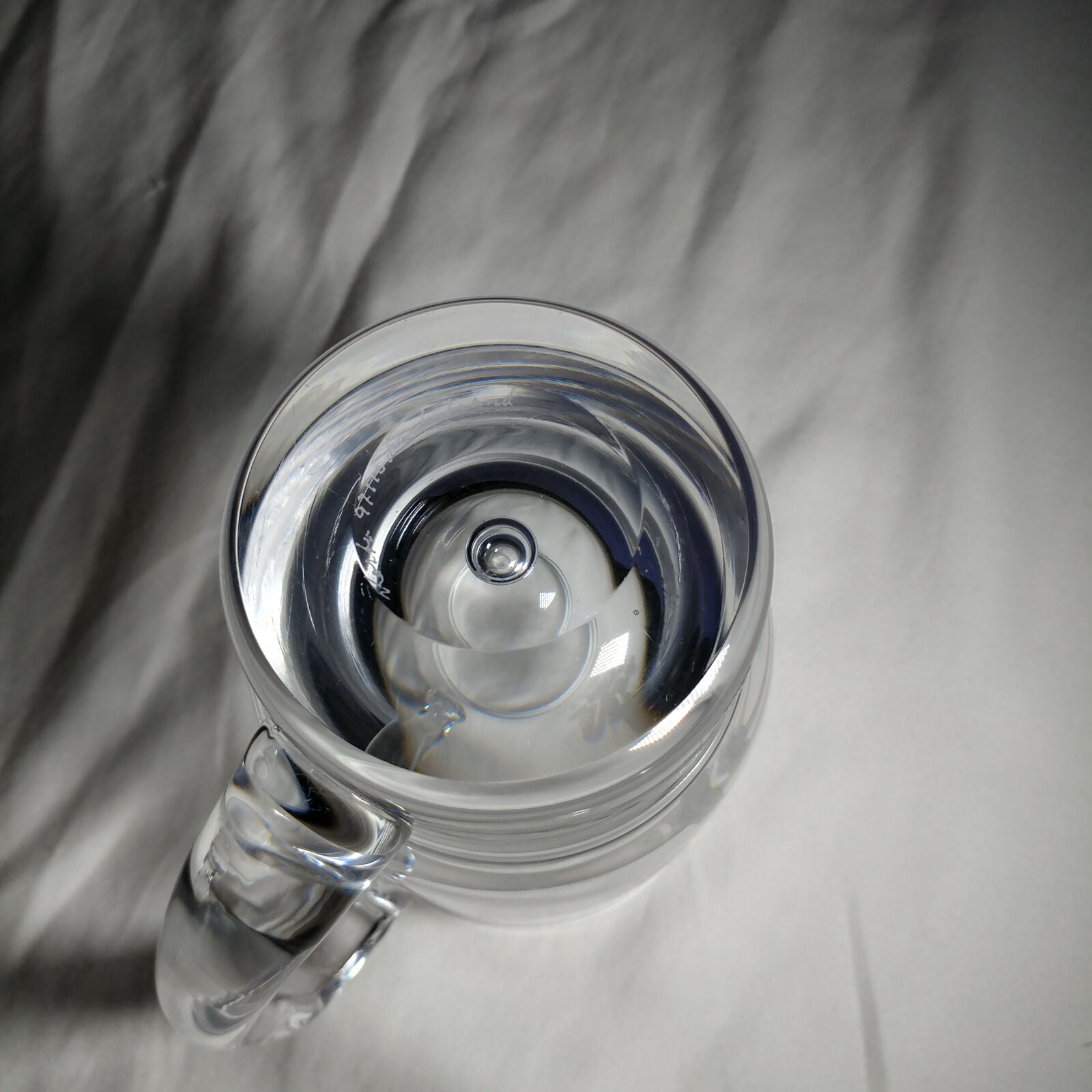 KOSTA BODA ART GLASS CRYSTAL MUG VICKE LINDSTRAND ETCHED 1971