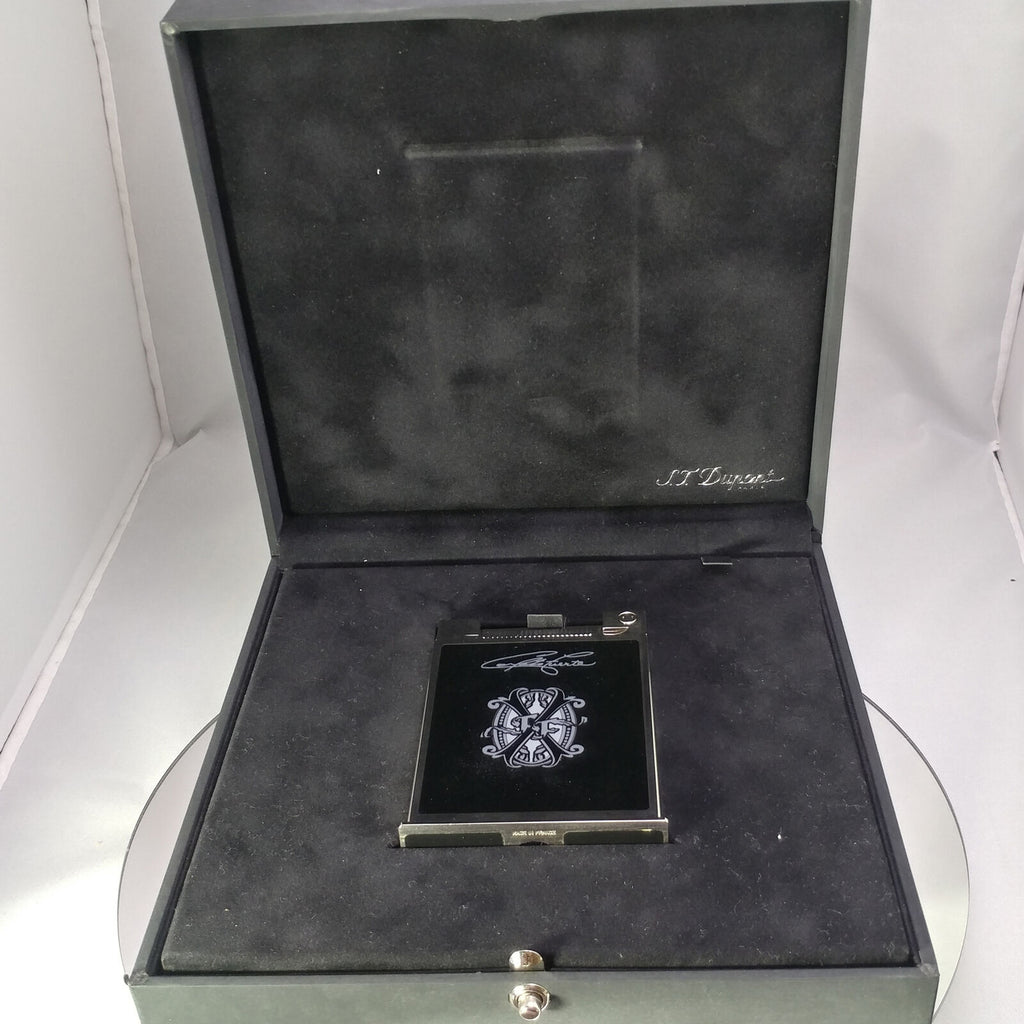 S.T. Dupont Fuente Fuente Opus X Table Lighter