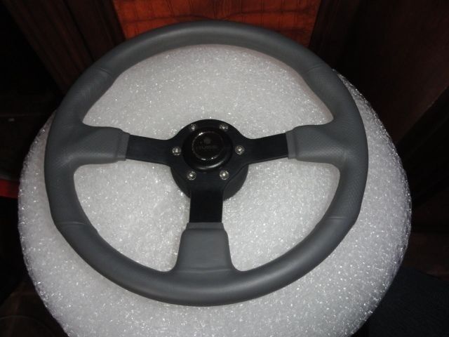 New Gussi Boat Steering Wheel Grey Urethane Black Spoke & Black Hub Adaptor